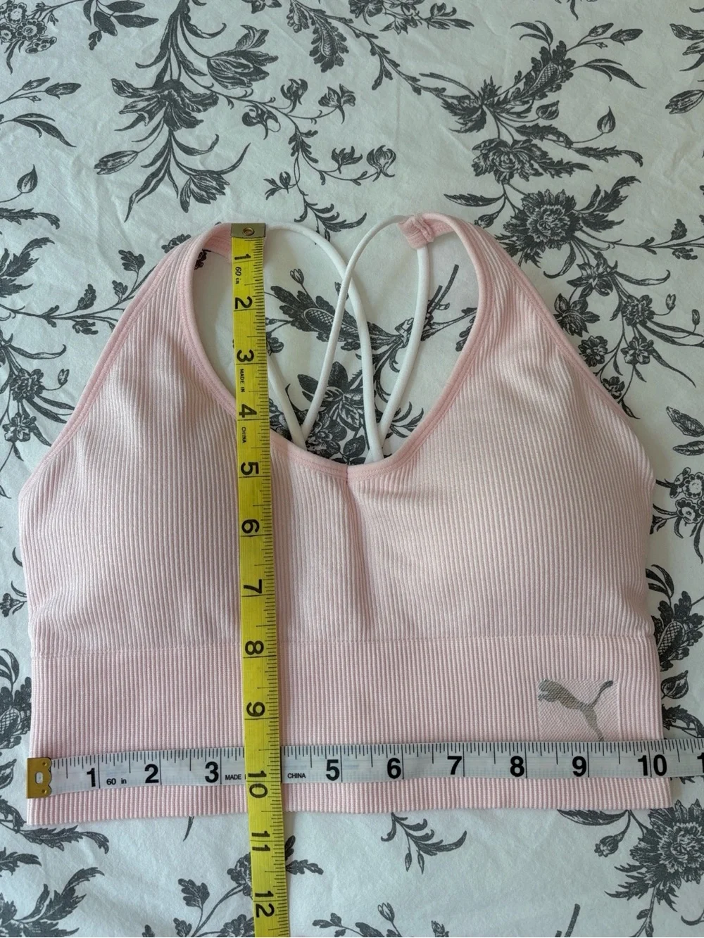 LIKE NEW! Puma Seamless Ribbed Sports Bra - Picture 6 of 6